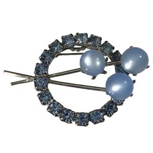 Brooch Ice Blue Rhinestones Pearls Pin Round Polar Silver Tone Balloons Costume